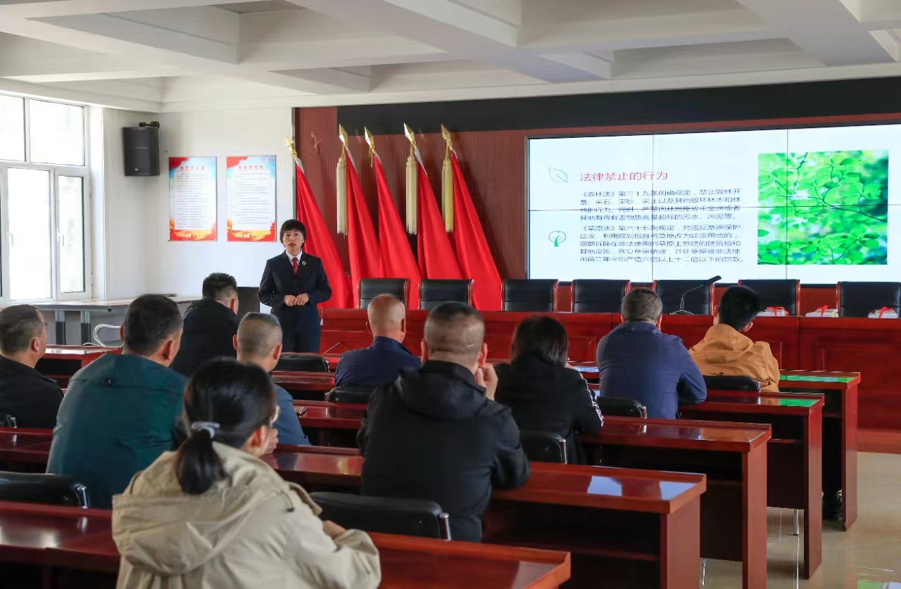 從田間到心間：普法宣傳奏響民族團結與生態保護“交響曲”相關圖片